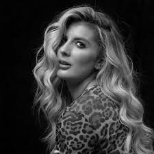 Lindsay M. Berman (@lindsaymberman) • Instagram photos and videos