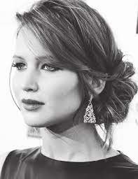 A delicate flower hairpiece completes the look. Pin On Beautiful People