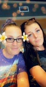 Kara Rowe's Instagram, Twitter & Facebook