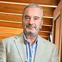 200+ "Mantzaris" profiles