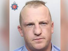 Irish boxer caught with drugs at UK airport took offer he 'couldn't refuse' 