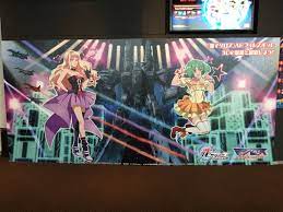 マクロスblue moon showcase in tokyo skytree 展望デッキ内の看板 一見普通に見えるランカ リーとシェリル ノームだが シェリル ランカリー マクロス