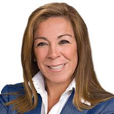 Connie Redman's Instagram, Twitter & Facebook