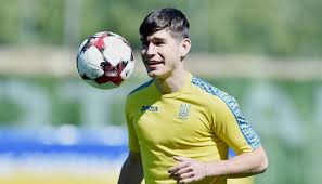 Украинский футболист и полузащитник итальянской «аталанты». Malinovskij O Takom Debyutnom Gole Za Sbornuyu Ukrainy Mozhno Tolko Mechtat