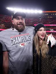 Taylor Swift celebrates Kansas City Chiefs win with Travis Kelce