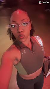 Kenya Russell (@knikohl_)