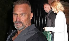 He has supported all kinds of wigs and other hair systems throughout his career. Kevin Costner Is The Latest Star At Chiltern Firehouse As He Enjoys Date Night With His Wife Daily Mail Online