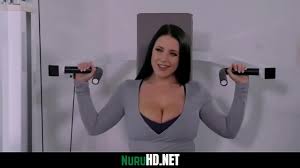 Busty Masseuse Angela White Gives Nuru Massage To Her Rich Friend - XNXX.COM