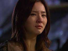 Hôn nhân không phải là nơi người phụ nữ bình yên, mà là nơi nụ cười của họ  tắt đi dần dần