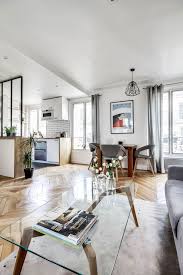 Maxi Living Room In The Living Room More Livingroomseating Livingroomseatingbookcases Livingro Apartment Design Apartment Decor Contemporary Apartment
