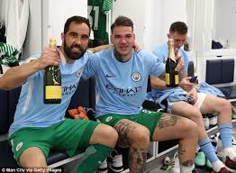 Trabalho realizando ontem no @joaov_guimaraes. Manchester City Goalkeeper Ederson Shows Off Incredible New Leg Tattoo Daily Mail Online