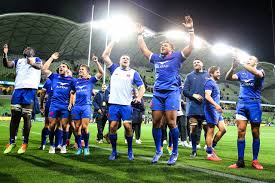 Avec plus de 300 000 licenciés en france, le rugby rassemble une communauté de plus en plus large de joueurs et de passionnés. Qaeqxf8n 3xvim