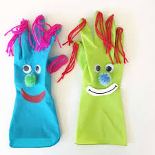 Hier gibt es bastelideen und bastelvorlagen nur für karneval und fasching. Clown Basteln Aus Handschuh Susse Handpuppe Jetzt Selber Machen