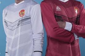 Jersey tandang timnas indonesia yang disponsori oleh mills akhirnya dirilis, senin (27/7/2020) proses launching jersey tandang timnas indonesia berlangsung di store mills yang berada di daerah. Pssi Bocorkan Jersey Baru Timnas Indonesia Bolasport Com