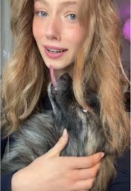 Amanda Eriksson (@mandelie)s videor med Nobody business