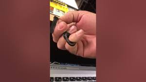 Lenovo Yoga 710 14ISK Screen Removal