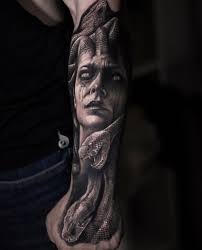 Got to finish this medusa piece for Gage today. Thank you so much!