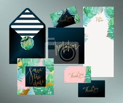 Druckfrisch und bequem nach hause geliefert. Trendy Tropischen Dschungel Stil Vektor Hochzeit Druck Set Einladungskarten Fototapete Fototapeten Glitzernden Glitter Beschriftung Myloview De