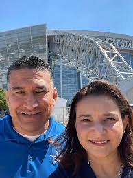 Ray Mendez (@RayMendez08)