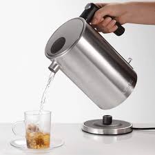 Je possédais une bouilloire en plastique. Classement Guide D Achat Top 10 Bouilloires En Juill 2021