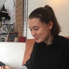 Laura Möller Andréew (@laura__moller)