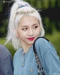 Image About Kpop In Jiwoo By Inlovewchae On We Heart It Grunge Hair Kpop Girl Bands Hair Tutorial