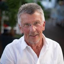 Harald rakk å ta turen til hjembygda for å lansere boka slik han ønsket, men mandag var det over