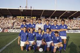 L'italia finisce non solo prima nel suo girone agli europei, ma anche a punteggio pieno e con la porta inviolata. Figc