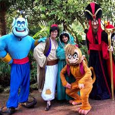 Disneychannel Remembers Robinwilliams Check Out The Article For The Full Schedule Http Diclajiasdisneydreams Com Disney Chan Aladdin Carnaval Figurinos
