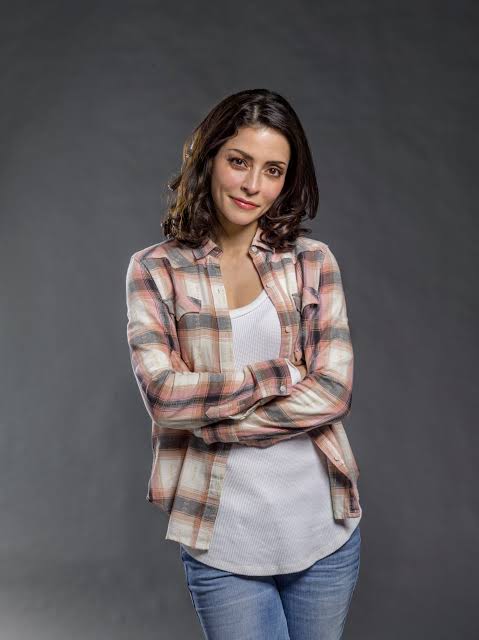 Emmanuelle Vaugier as Heather in Love in Paradise