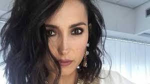 Jun 08, 2021 · edna galvao è la moglie di enrico bertolino. Caterina Balivo Incinta La Foto Fa Impazzire I Fan