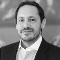 Nancy Lleras's Instagram, Twitter & Facebook