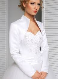 Voir plus d'idées sur le thème mode, mode femme, s'habiller. Bolero De Mariee Ou Soiree Femme Manches Longues Col Haut