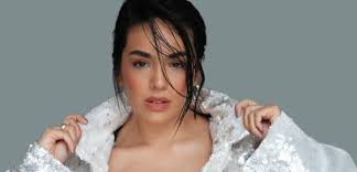 Angela Leiva llega a Mar del Plata con el tour de celebración de sus 15  años en la música « Diario La Capital de Mar del Plata