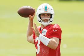 Nfl twitter trolled josh rosen for getting cut once again. Patriots It S Almost Like The Bucs Are Trying To Troll Ne With Josh Rosen Signing