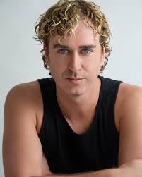 Isonomia (Short 2014)