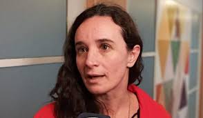 Es un millón de dólares! ¿tenemos cara de tontos?"