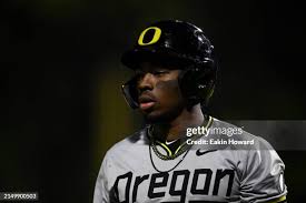 825 Oregon Ducks Baseball Stock Photos, High-Res Pictures, and Images