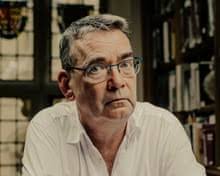 Dirk Bell's Instagram, Twitter & Facebook