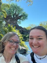 Lucy Williams and I are hanging out in Walt Disney World this week for her  college speing break! We had a magical first day at Animal Kingdom. Check  it out in my