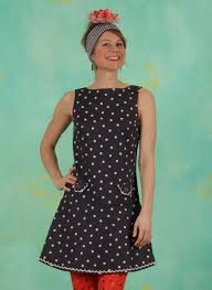 A la fois élégante et pratique à porter tous les jours, cette robe bicolore en coton tout doux pour fille est imprimée en haut et unie en bas. Blutsgeschwister Fruhling Kleid Amusement Mini Robe Belle Fille Ey Linda Online Shop