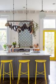 20 Seriously Striking Chic And Contemporary Grey Kitchen Ideas