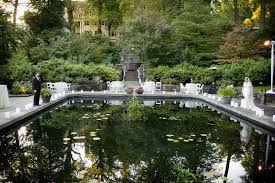 winterthur weddings reflecting pool photo courtesy tom feehly art deco wedding reflecting pool 40th wedding anniversary