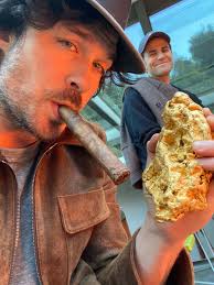 Ian Somerhalder was live.