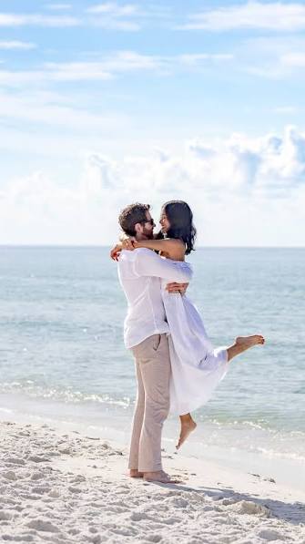 Romantic Honeymoon Escape(Classic)