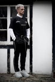 Black And White Fashion Men Black White Utilitarian Utility Chain Mens Streeystyle Balenciaga Triple S Mens Streetwear Trendy Mens Fashion Streetwear Fashion