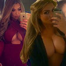 Lauren Goodger shared over 300 selfies in 2014: Boobs, bras and that pout  -here are the best bits - Mirror Online