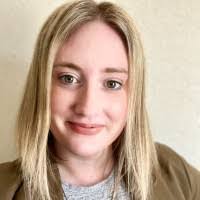 Mandy Lund's Instagram, Twitter & Facebook