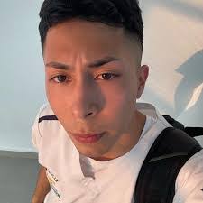 Luz Reyna's Instagram, Twitter & Facebook