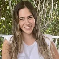 700+ "Yolanda Herrera